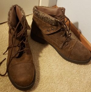 Brown ankle boots!